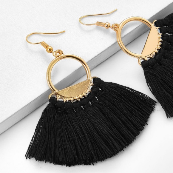Black & Gold BOHO Tassel Earrings - Picture 3 of 3